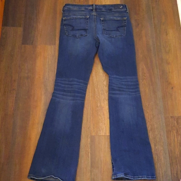 Low Rise Kick-Boot Jeans - Picture 2 of 3